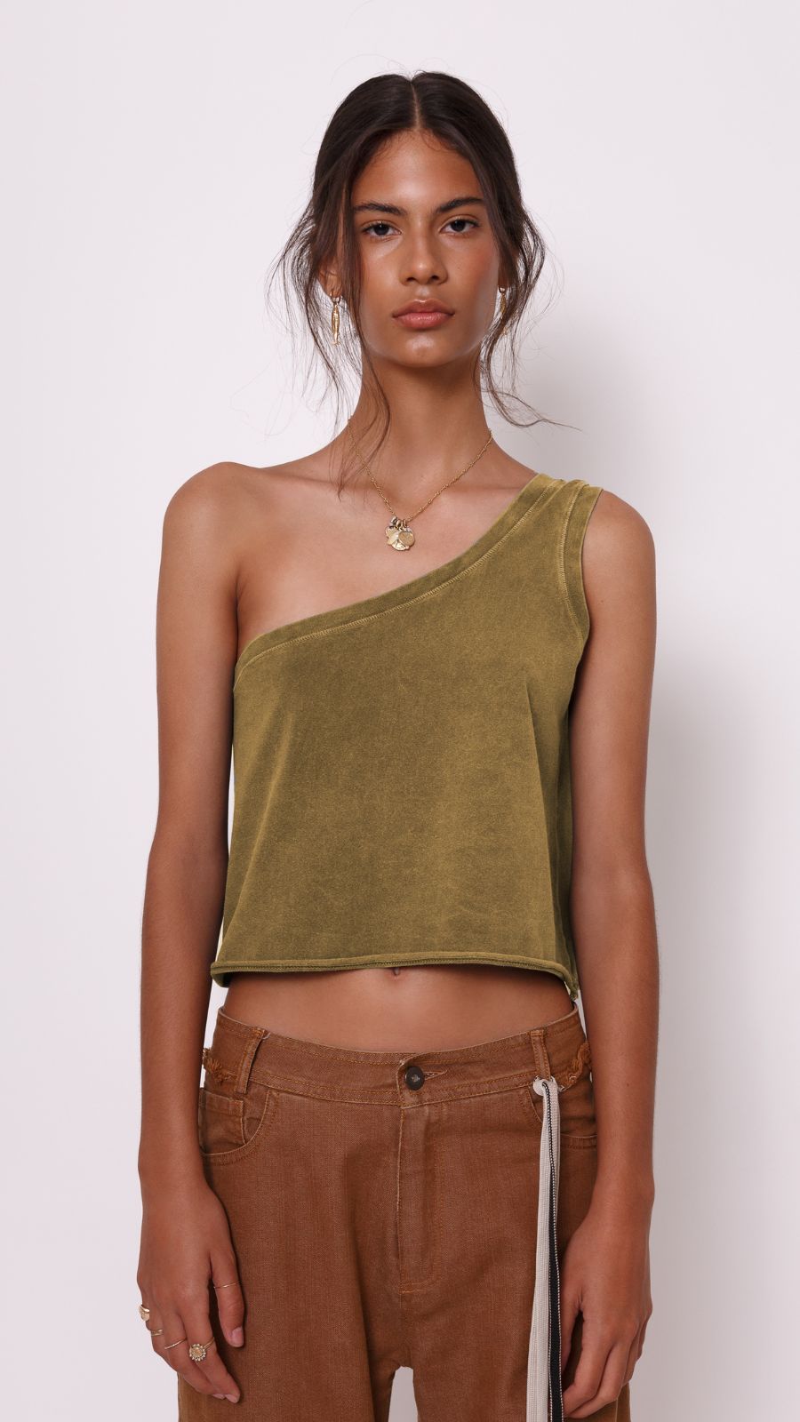 One shoulder dye en verde